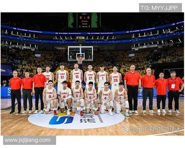 深圳篮球队的快速风格与战术分析探讨如何提升比赛竞争力 深圳篮球队的快速风格与战术分析探讨如何提升比赛竞争力