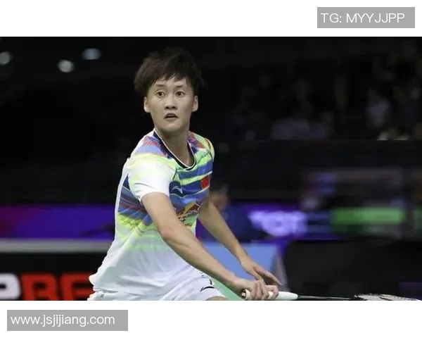 成都羽毛球队包夹战术解析与实战应用探讨