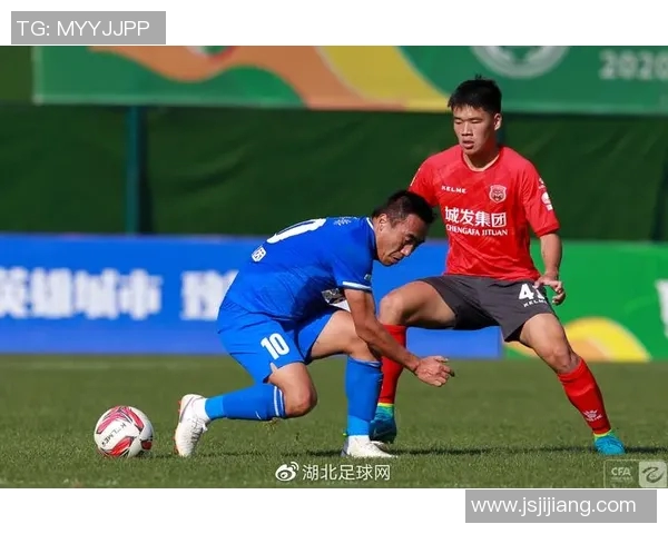 武汉足球队以82分稳居冠军赛积分榜首位,争冠形势一片大好 武汉足球队以82分稳居冠军赛积分榜首位,争冠形势一片大好